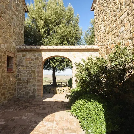 Casa Di Mezzo - Podere Ampella リゾート